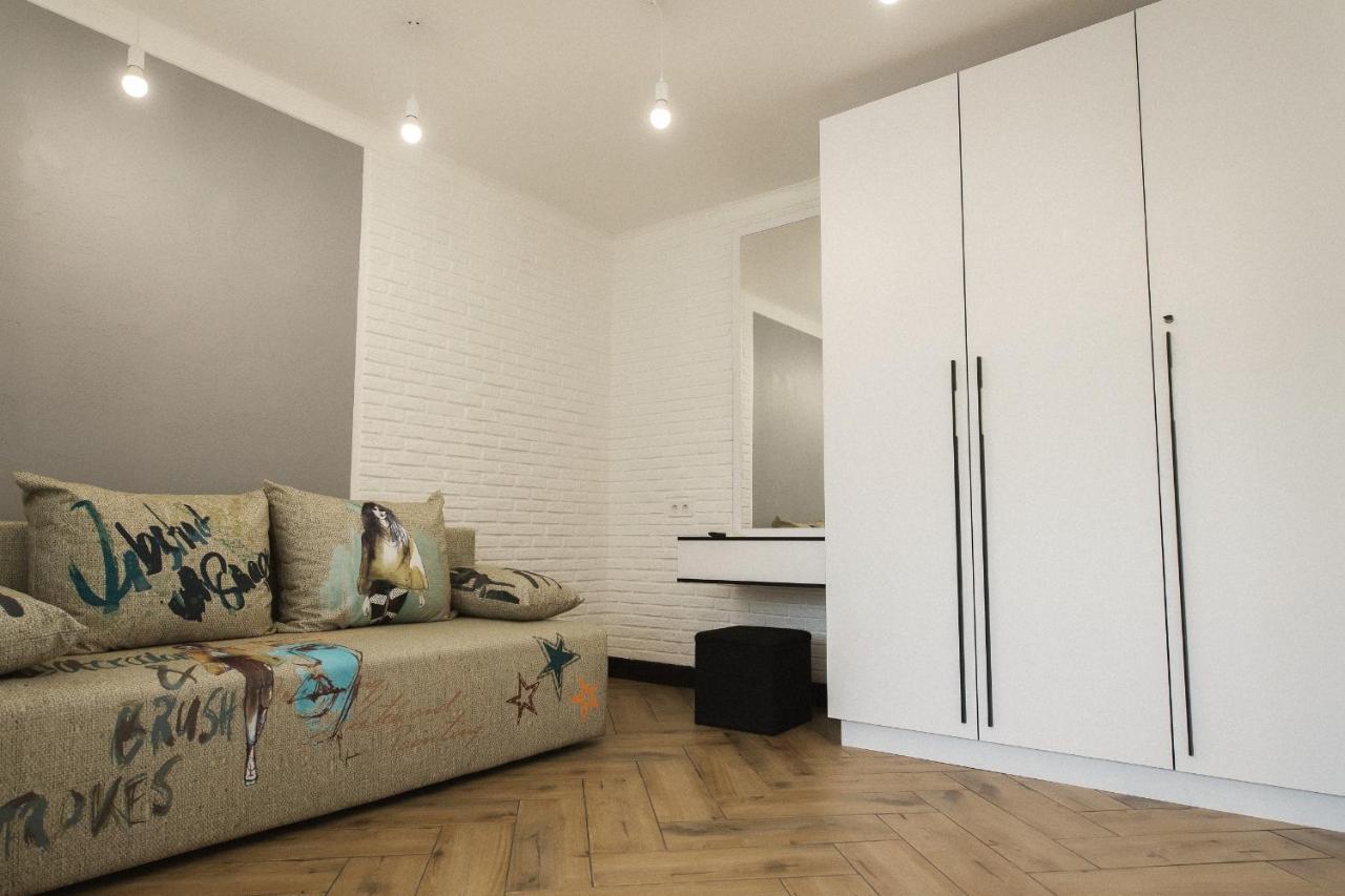 Loft-Style Apartment 伊斯梅尔 外观 照片